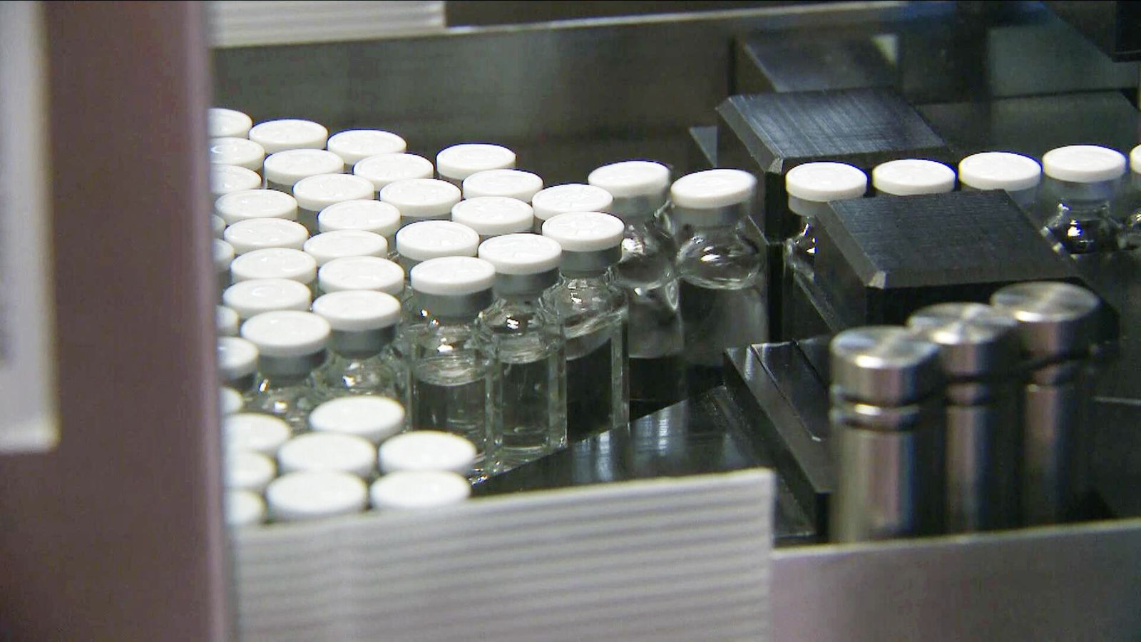 Govit-19: Pfizer vaccine to arrive in UK ‘within hours’ Jonathan Van-Tom |  UK News