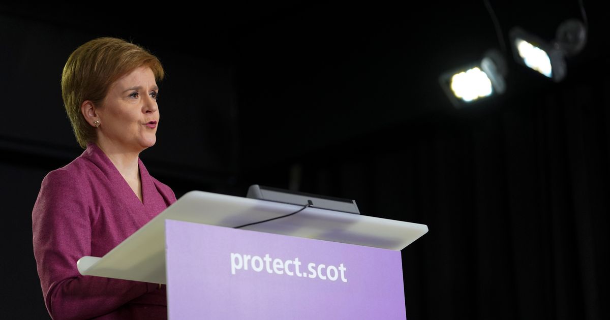 Nicola Sturgeon has reported 50 new corona virus deaths and 933 cases in Scotland