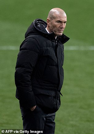 Zinedine Zidane did not use Odegaard with difficulty
