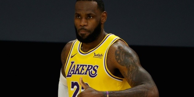 LeBron James is interested in having a WNBA franchise