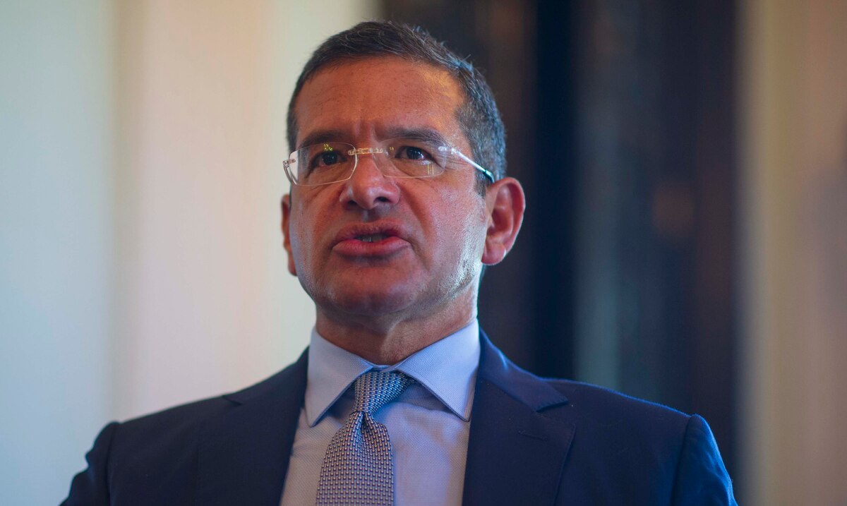 Pedro Pierluisi orders three days of mourning after three policemen are killed