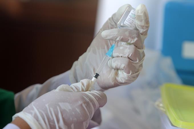 The European Union has stepped in to ensure vaccine delivery deadlines are respected