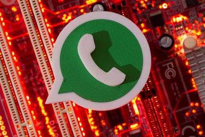 File photo: This chart taken on January 21, 2021 has a 3D printed WhatsApp logo placed on the computer motherboard.  REUTERS / Dado Ruvic / Illustration / File Photo