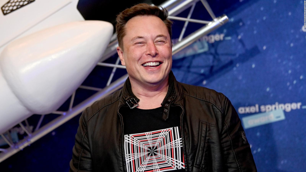 Elon Musk declares himself Emperor of Mars