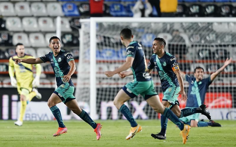 Puebla scored a kilometer goal in a duel against Pachuca!  |  Video