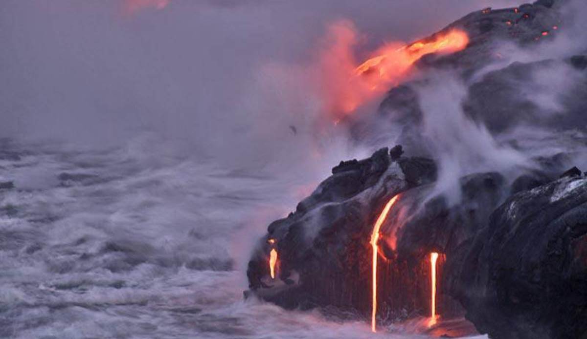 Scientists are exploring the Hawaiian lava as if it were on the surface of Mars