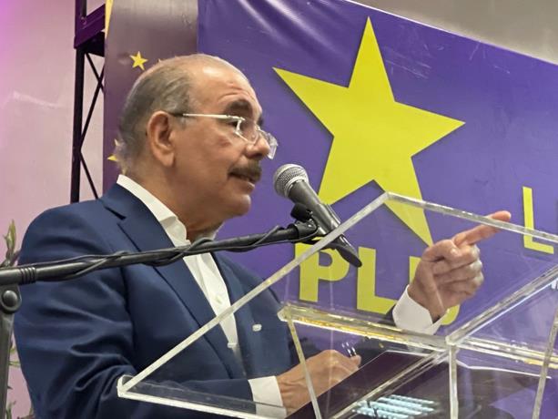 Danilo Medina: “In PLD the time for being in the most privileged position and laziness is over”
