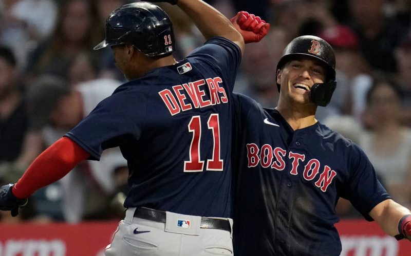 Devers, Kaik shine in Boston win