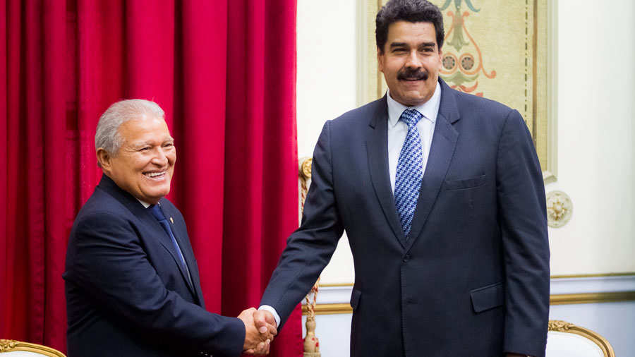 Maduro denounces “persecution” of former Salvadoran president Sanchez Serene