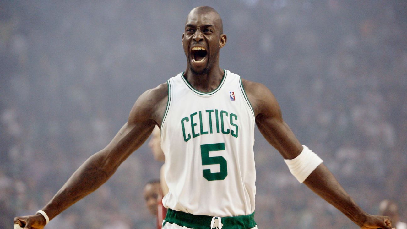 Celtics retire Kevin Garnett’s number