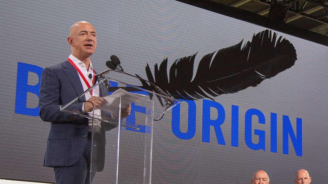 Key Blue Origin employees leave the company amid a battle to send astronauts to the moon