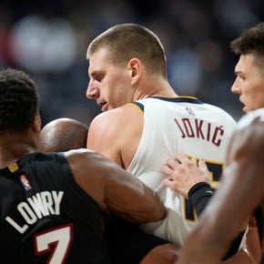 Jokic's fight lasted longer than Campazzo on the field...