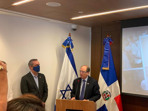 Abinader attends the opening of a new Israeli embassy.  Ambassador highlights investments in D