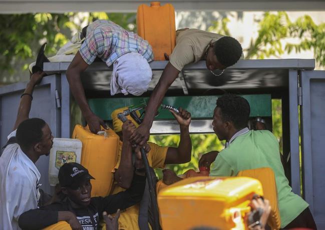 Gasoline shortage worsens in Haiti