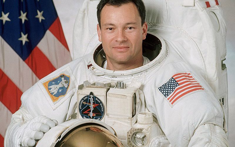 Madrid-born López-Alegría inducted into Astronaut Hall of Fame – Space News