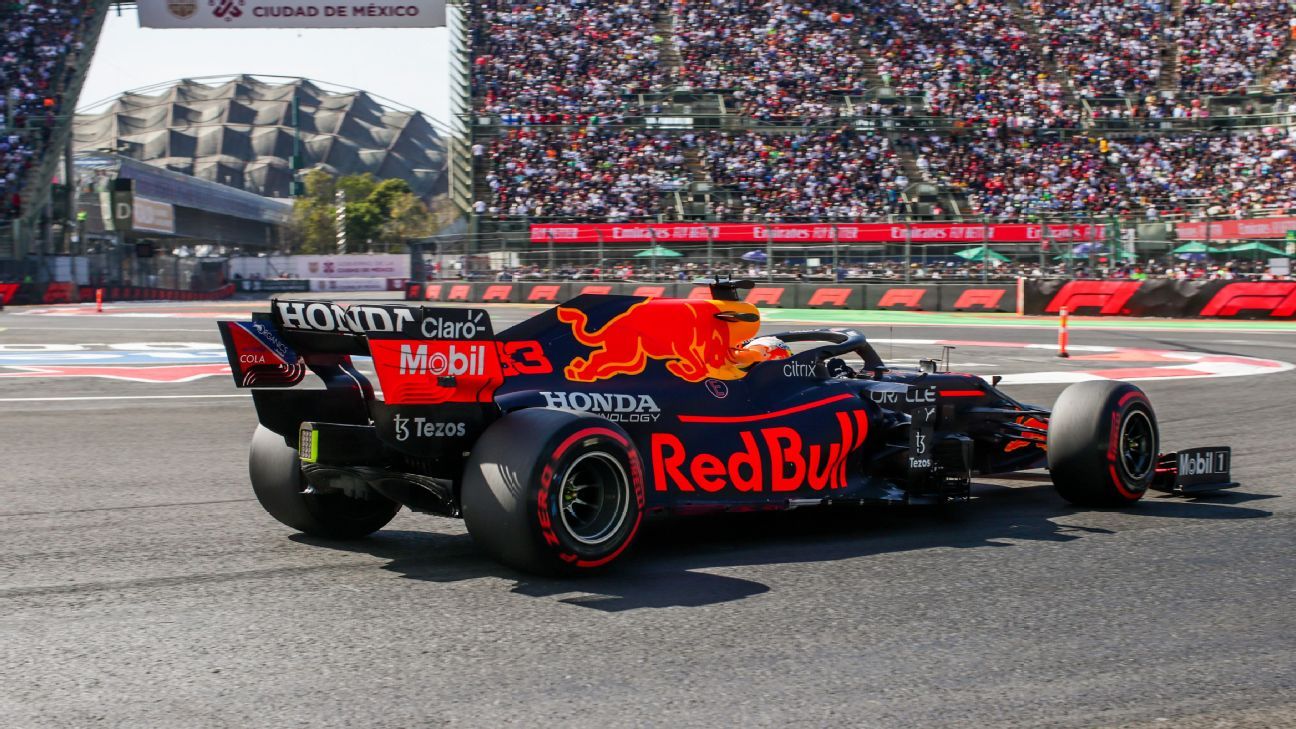 Red Bull removed the spoiler from Seco Perez to give to Max Verstappen