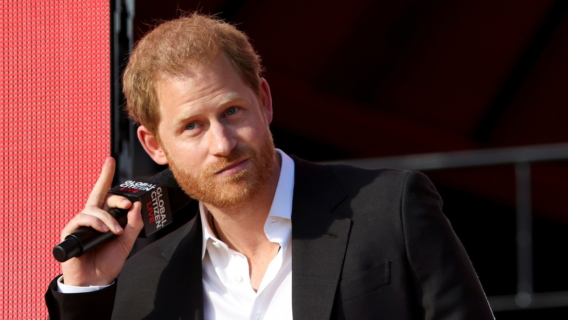 Prince Henry encourages people to quit their jobs if they don’t bring them happiness and the web won’t forgive them