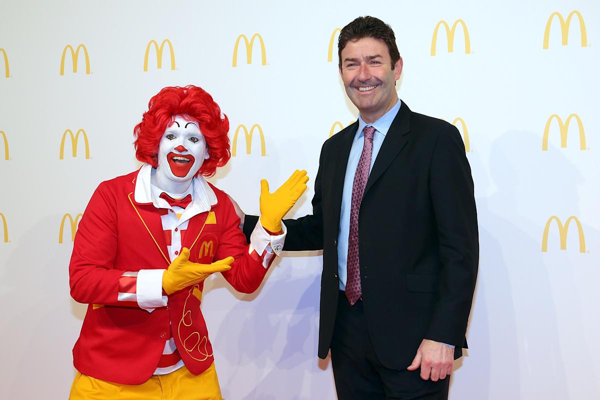 The CEO of McDonald’s was fired for his relations with workers to return end of service compensation