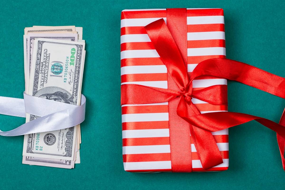 These are the companies that won’t pay the Christmas bonus
