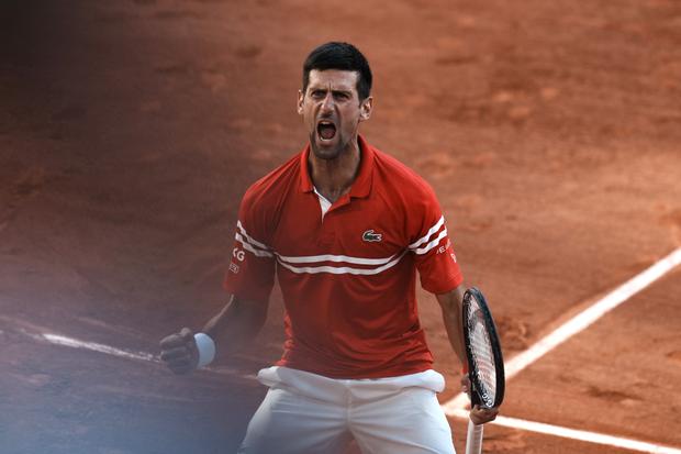 Roland Kerose to Novak Djokovic |  Photo: A.P.