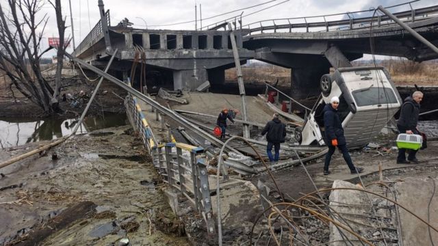 Bridge destroyed by Russian artillery in Irbine