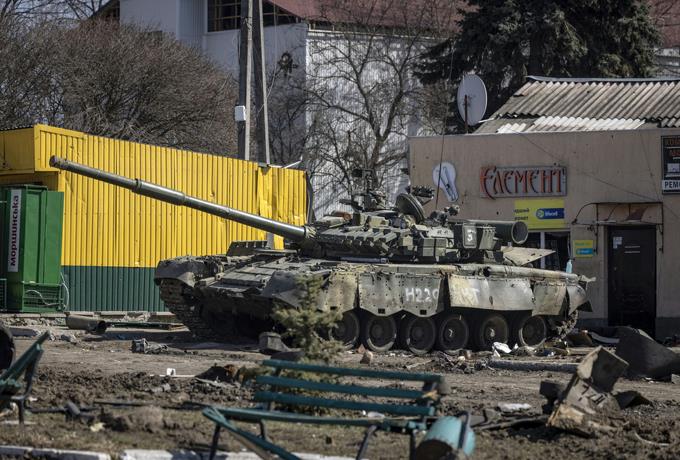 Russia announced that it “drastically” reduced its military activity near Kyiv and Chernigov in Ukraine