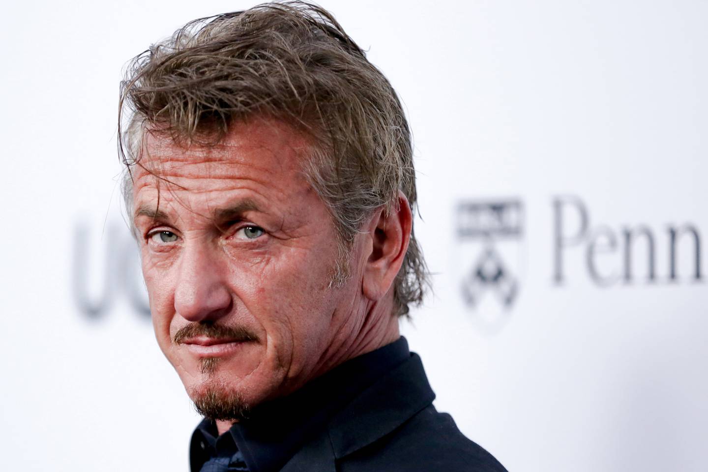Sean Penn flees Ukraine on foot after leaving his car