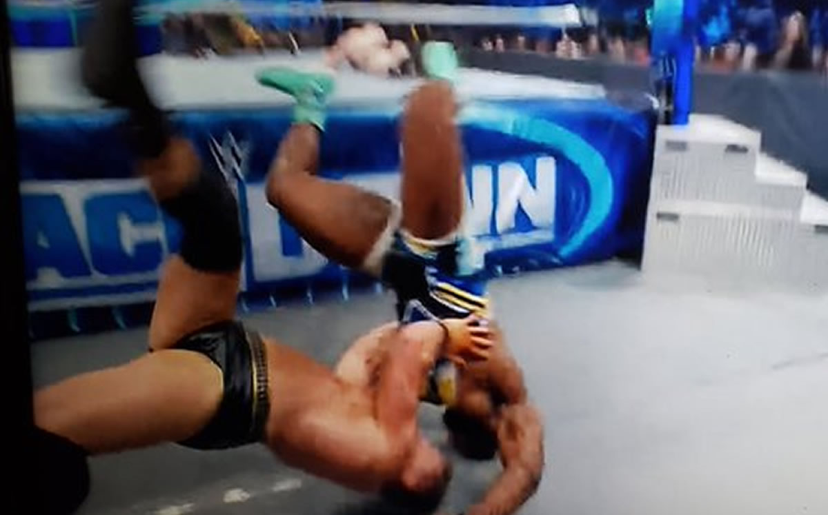 cruel!  Big E breaks his neck in a violent confrontation with WWE |  Video