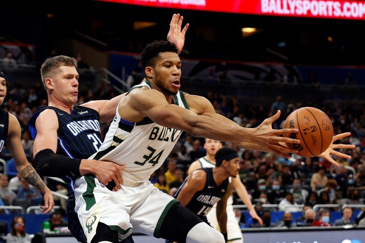 Giannis Antetokounmue is Milwaukee's character, best player in the last final.