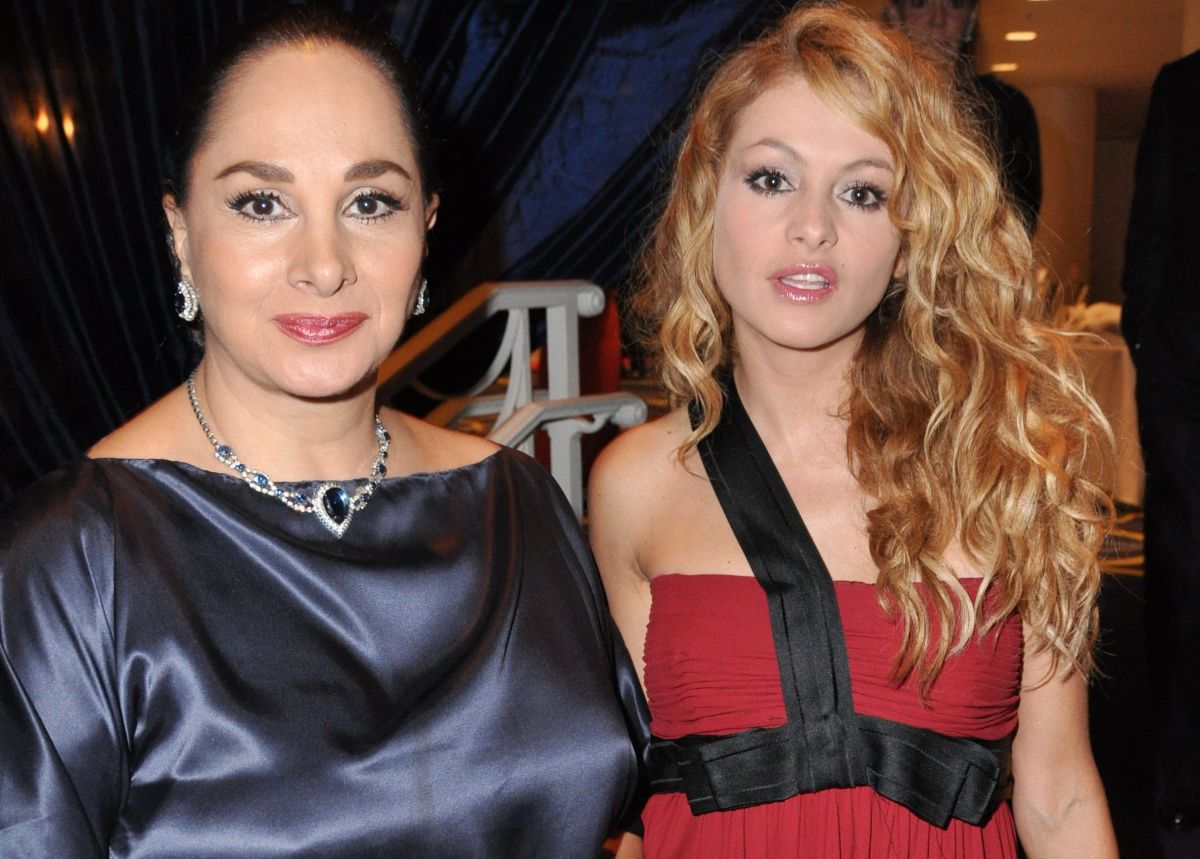After being hospitalized with pancreatic cancer, Paulina Rubio dedicated a message of support to Susanna Dosamandes