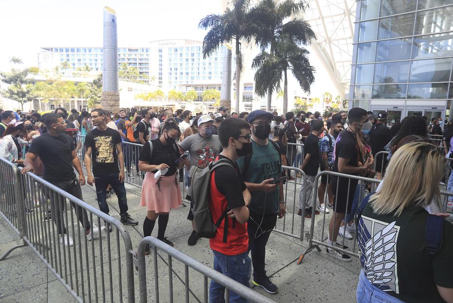Puerto Rico Convention Center doors open today Good Friday at 12:00 p.m. to fans of film, video games, comics, TV series and Japanese animation (vanessa.serra@gfrmedia.com)
