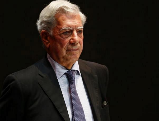 Vargas Llosa is hospitalized due to coronavirus