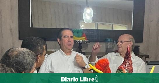 Who were the leaders of the PLD that Hippolyto Mejia met with?