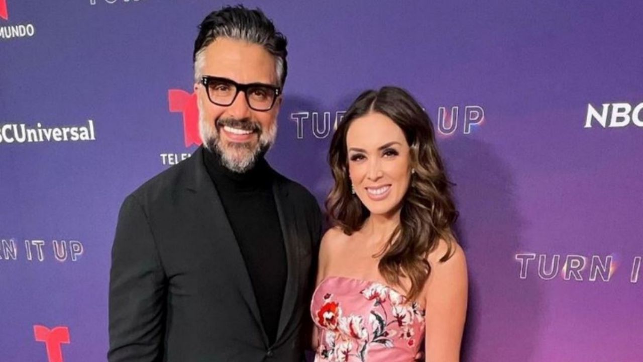 Jackie Bracamontes shows off her romantic encounter with Jaime Camil in New York