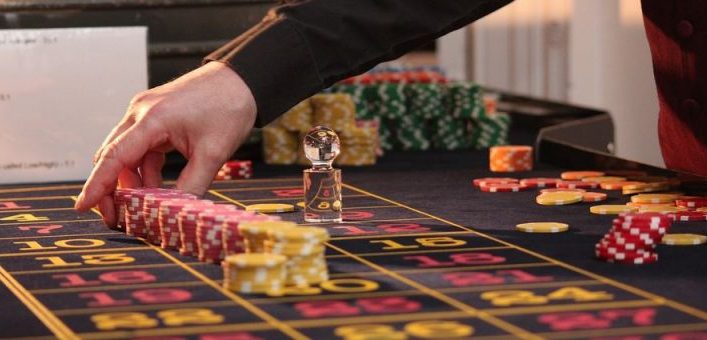 How do Live Casinos Work?