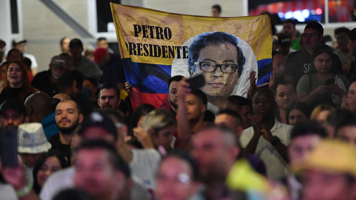 Where did the 2.7 million new votes for Gustavo Petro come from Colombia’s presidential election