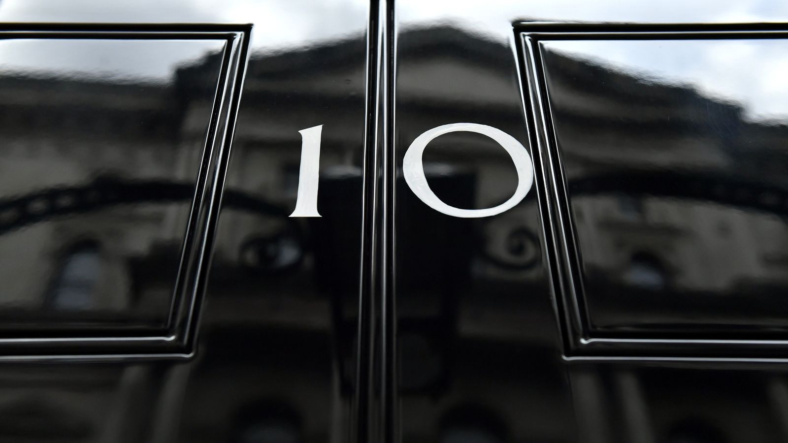 Boris Johnson’s resignation fires up the Conservative leadership race to replace him |  politics news