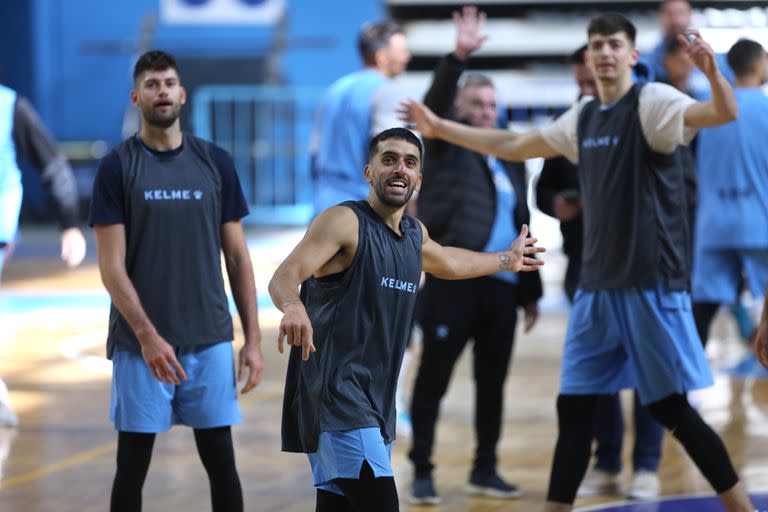 Facundo Campazzo, at one of the preparatory training sessions for the selected team in Mar del Plata