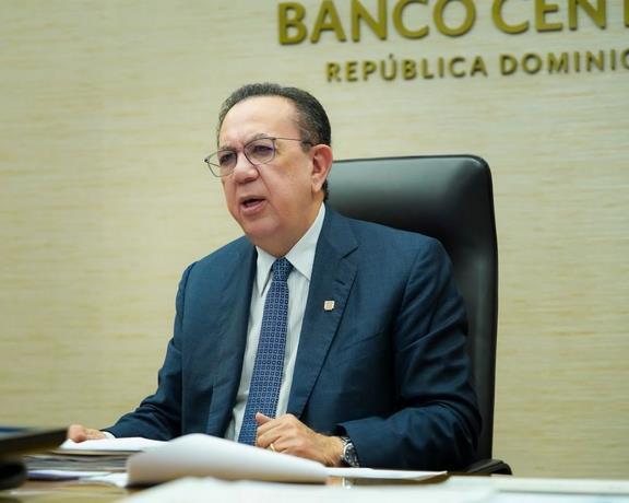 Abenader endorses Hector Valdez Alpezu at the Central Bank