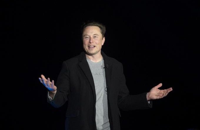 Elon Musk sells Tesla stock for nearly $7 billion