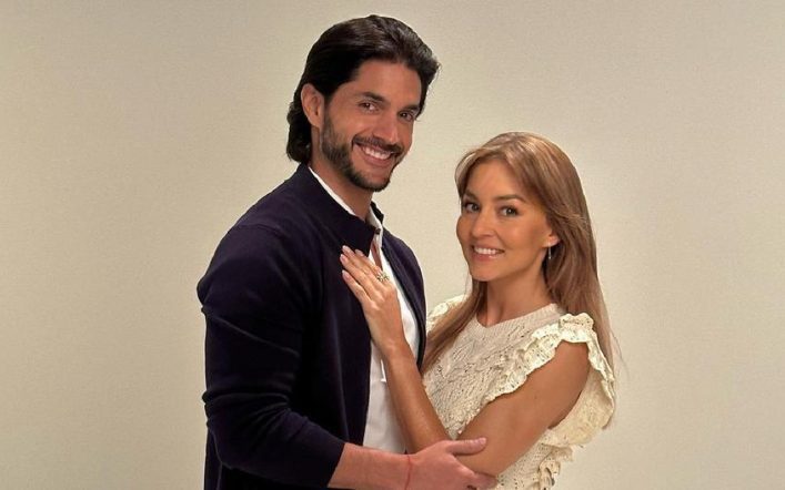 Indomitable love: the first images of Angelique Boyer and Danilo Carrera as heroes |  TelevisaUnivision telenovela |  nndaml |  Fame