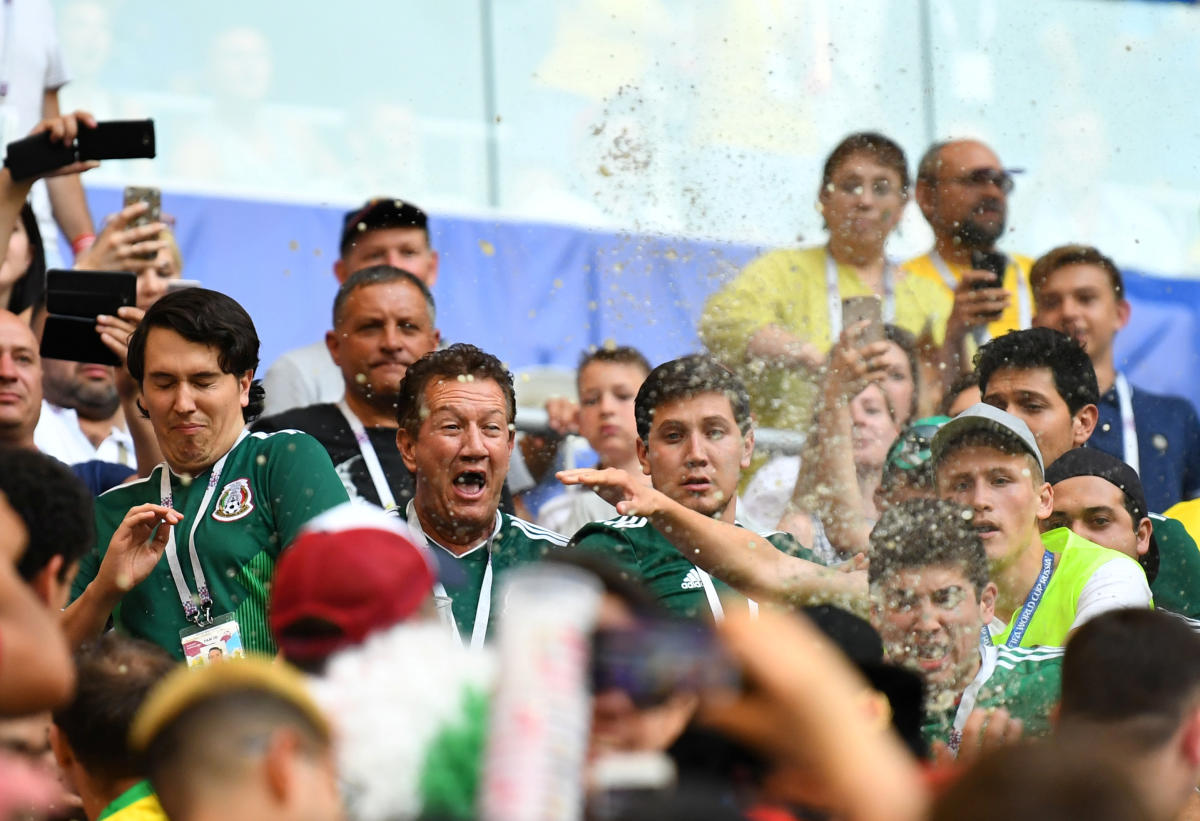Mexico and their fans’ disastrous habit of making themselves laugh at the World Cup