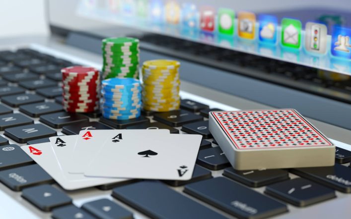 The Pros and Cons of Playing Online Casino