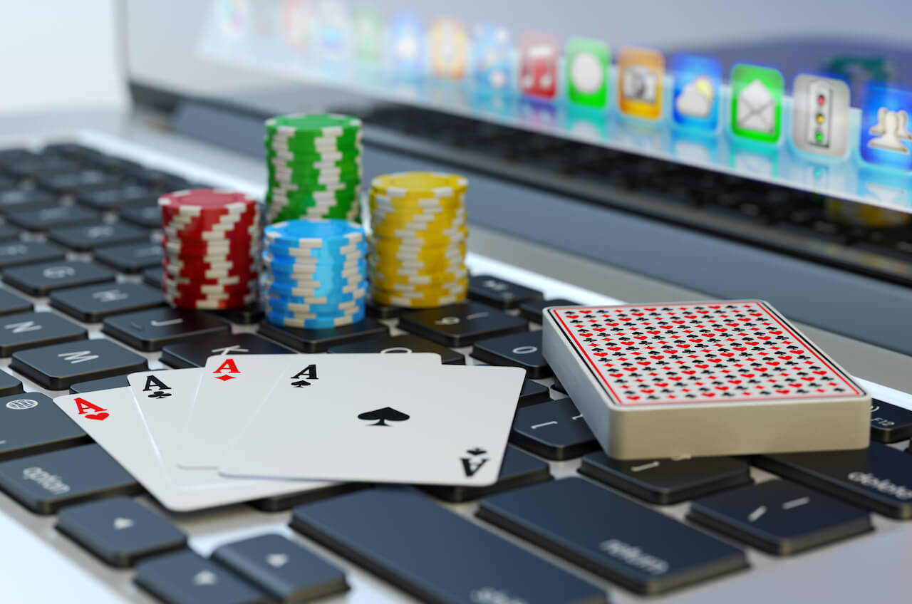 The Pros and Cons of Playing Online Casino